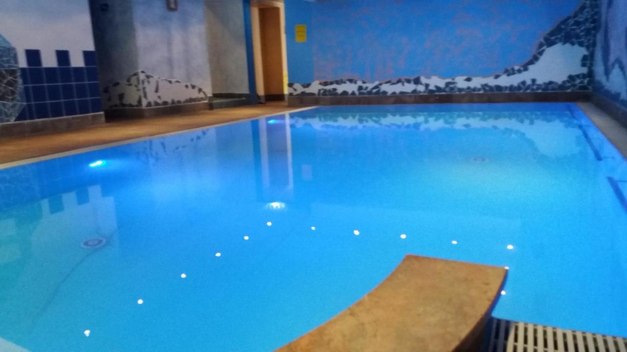 Land-Gut-Hotel Zum Alten Forsthaus - Aufladestation Fuer Elektroautos Hürtgenwald Dış mekan fotoğraf