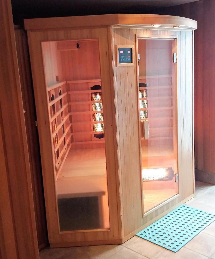 Land-Gut-Hotel Zum Alten Forsthaus - Aufladestation Fuer Elektroautos Hürtgenwald Dış mekan fotoğraf