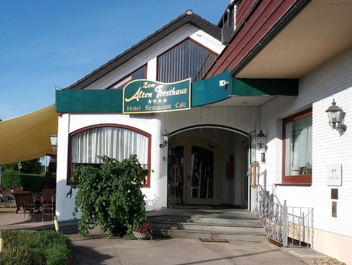Land-Gut-Hotel Zum Alten Forsthaus - Aufladestation Fuer Elektroautos Hürtgenwald Dış mekan fotoğraf