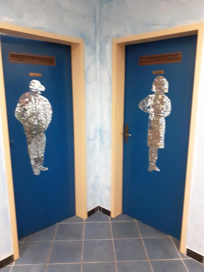 Land-Gut-Hotel Zum Alten Forsthaus - Aufladestation Fuer Elektroautos Hürtgenwald Dış mekan fotoğraf