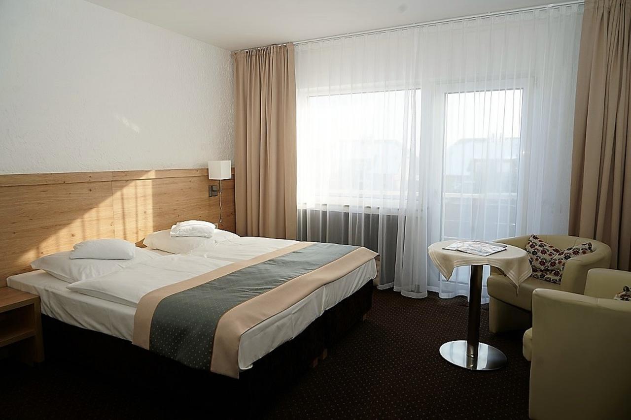 Land-Gut-Hotel Zum Alten Forsthaus - Aufladestation Fuer Elektroautos Hürtgenwald Dış mekan fotoğraf